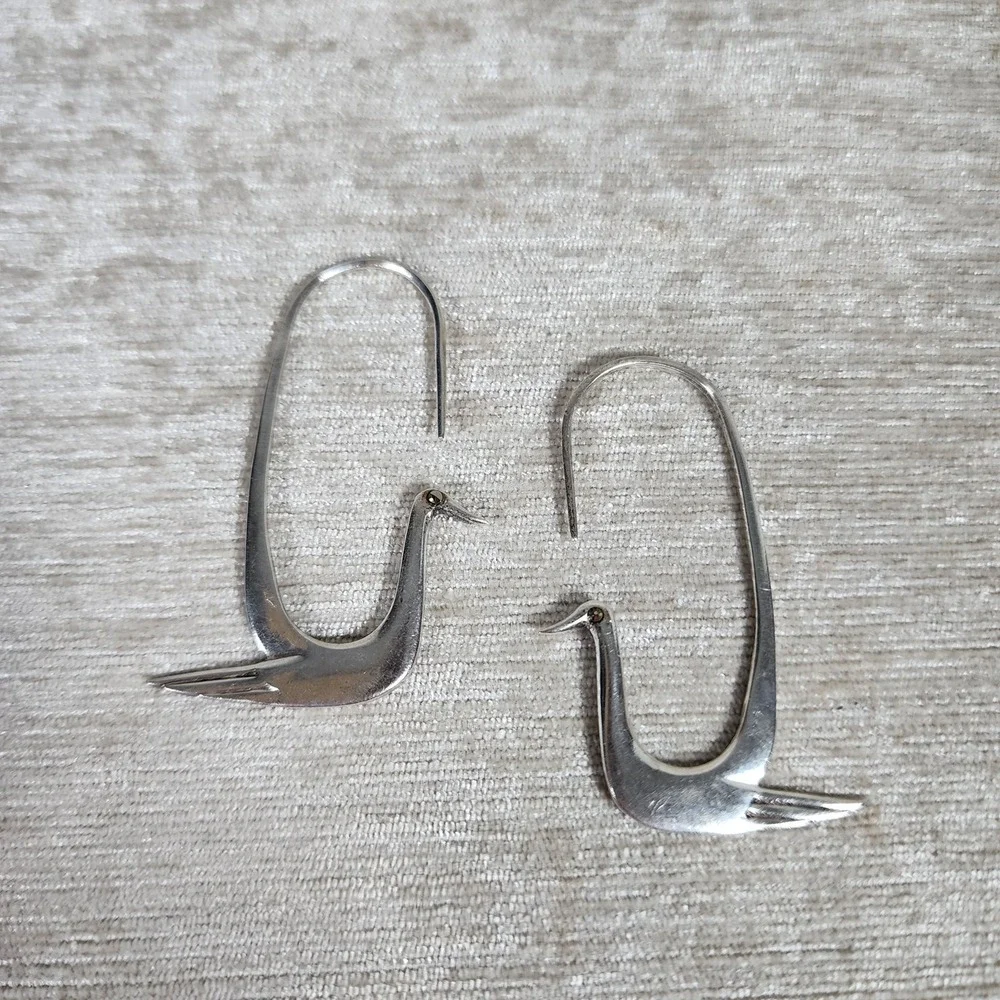 Vintage 925 Sterling Silver Artisan Stylized Bird Dangle Drop Earrings